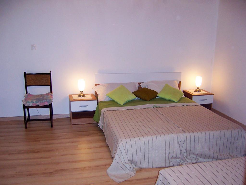 Kornić Apartment Dinka מראה חיצוני תמונה